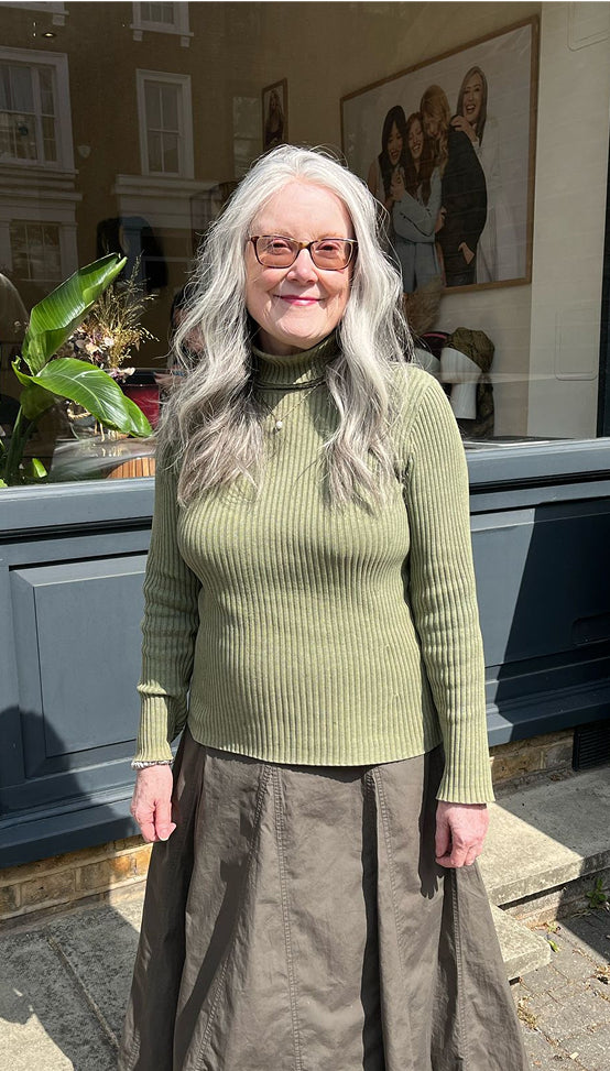 {"type":"root","children":[{"type":"paragraph","children":[{"type":"text","value":"\"Katie was incredibly kind and supportive, she turned what could have been a very daunting moment into something uplifting and empowering.\""}]}]}